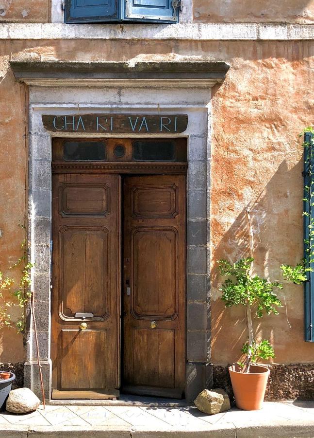 Maison Cha-ri-va-ri * Lavoûte-Chilhac